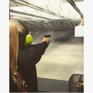 Meet your Posher, Dakota